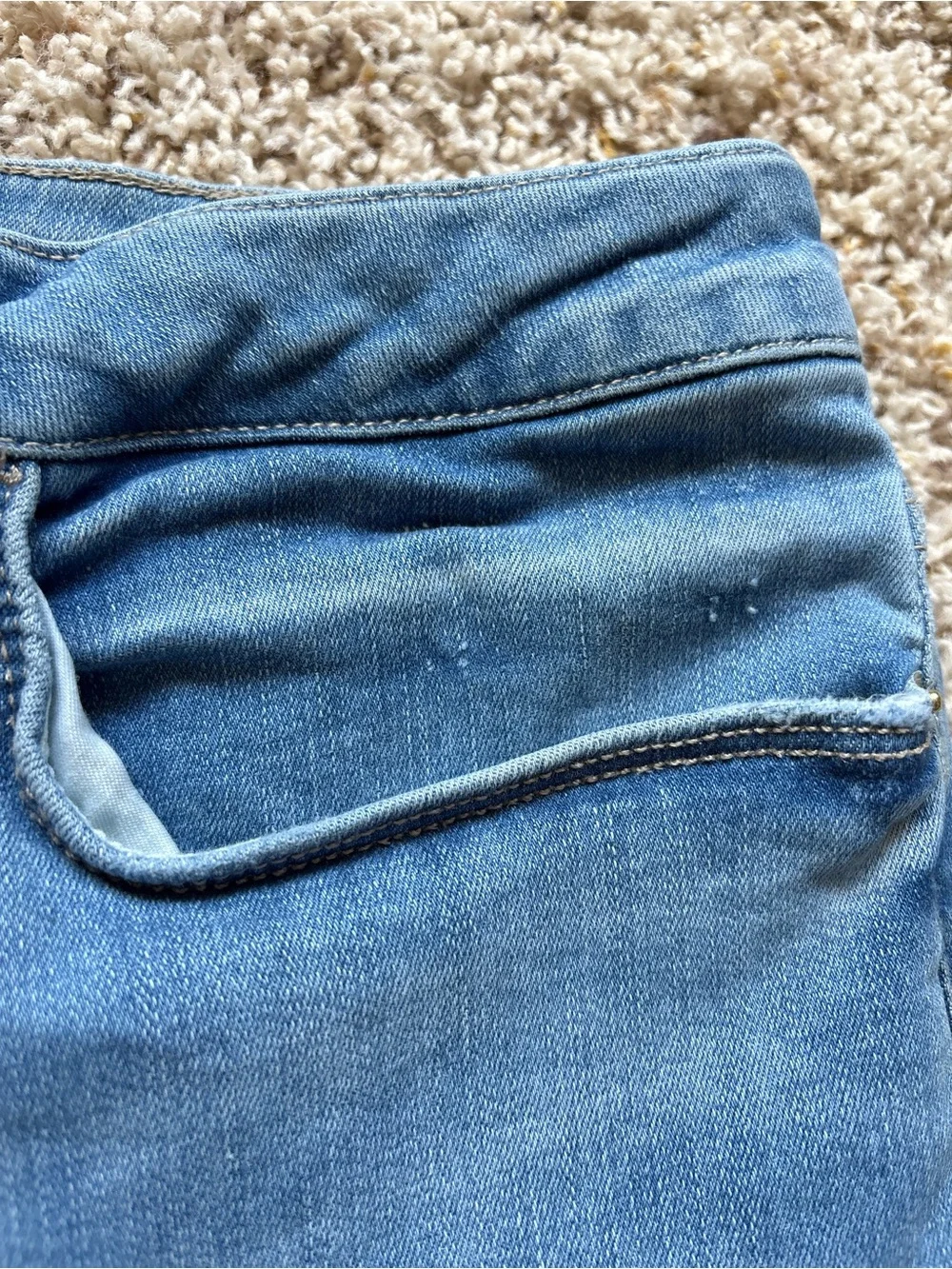 FRAME Le One Crop Mini Boot Sz 30 - See Sizing Medium Wash